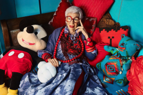 Айрис Апфель: «Когда ты выглядишь не так, как остальные, рассуждать, как остальные, тебе тоже не нужно»