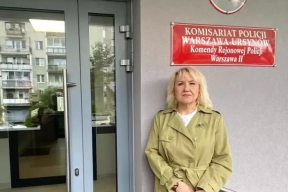 Конвейер репрессий. Неизвестные присылают беларуской активистке в Польше похоронные венки и фото с памятниками. Осудили бывшего участника «Белого легиона»